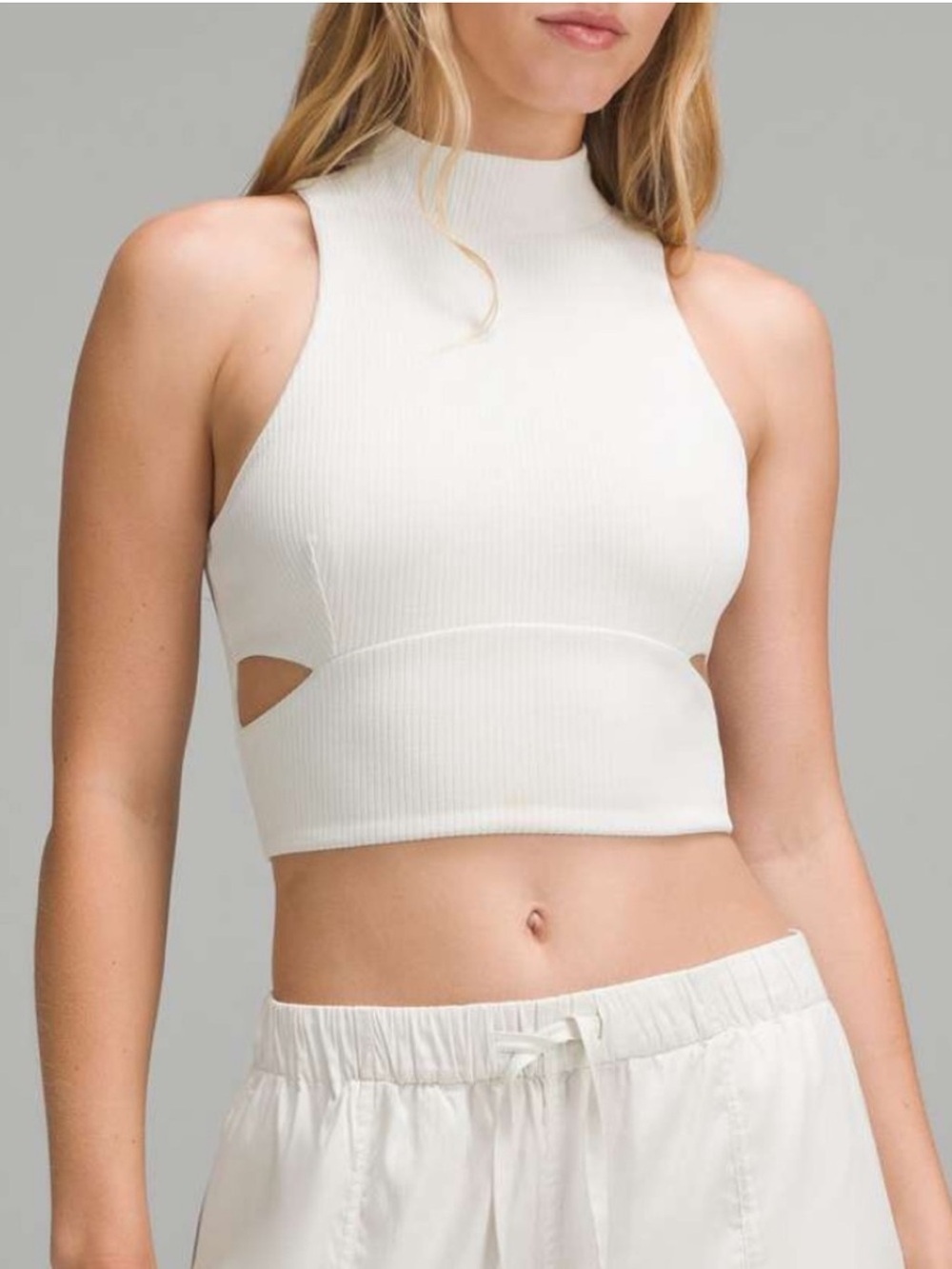 Lululemon Ribbed Softstreme Mockneck Cropped Tank Size Medium